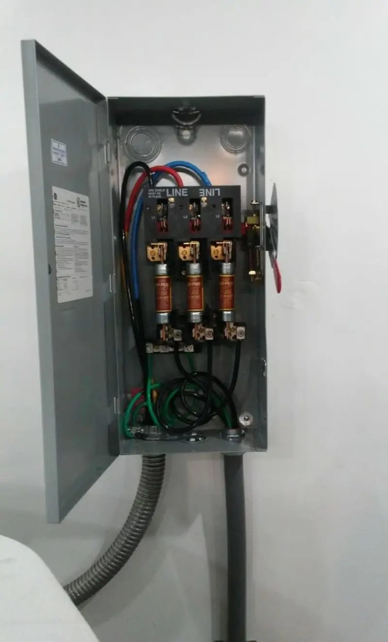 Three-phase disconnect switch installed for Electrical Wiring & Rewiring in Rawlins